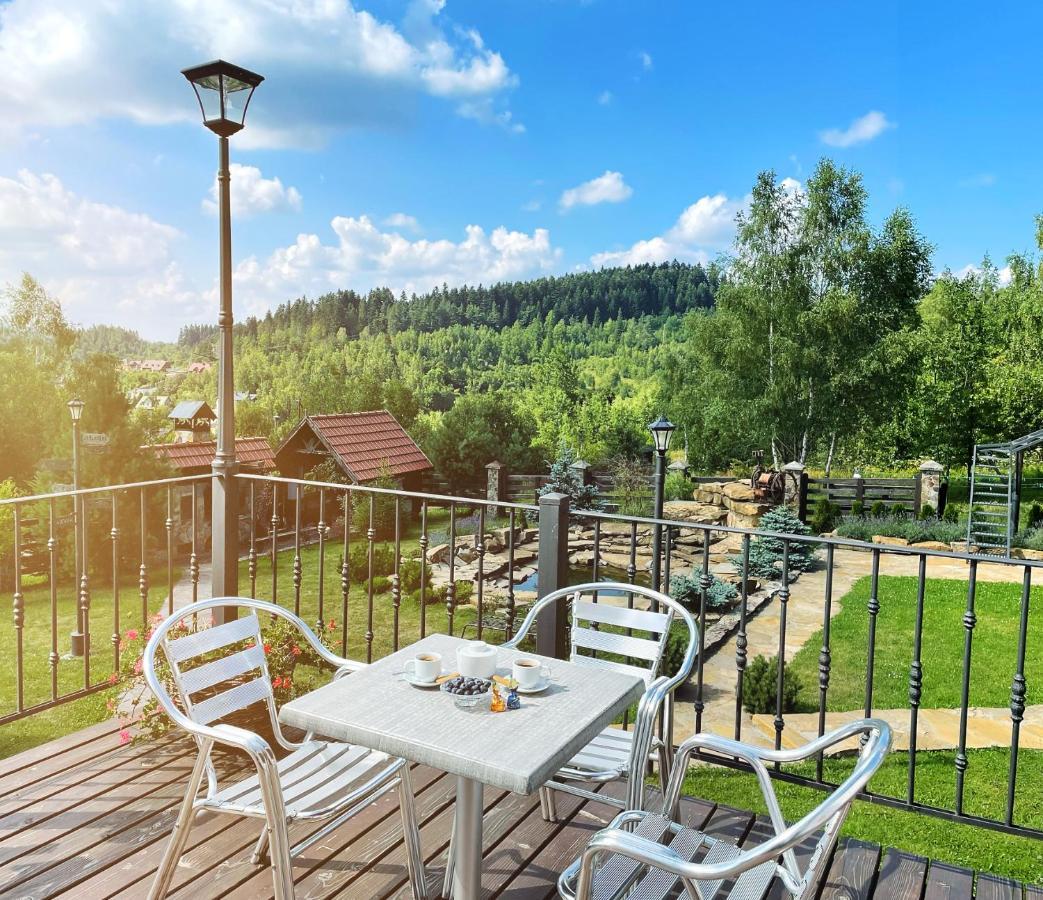 Villa Zoryany Dvir Сходница Экстерьер фото