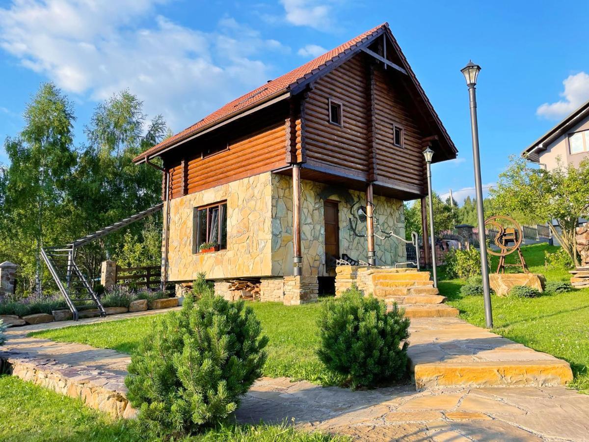 Villa Zoryany Dvir Сходница Экстерьер фото