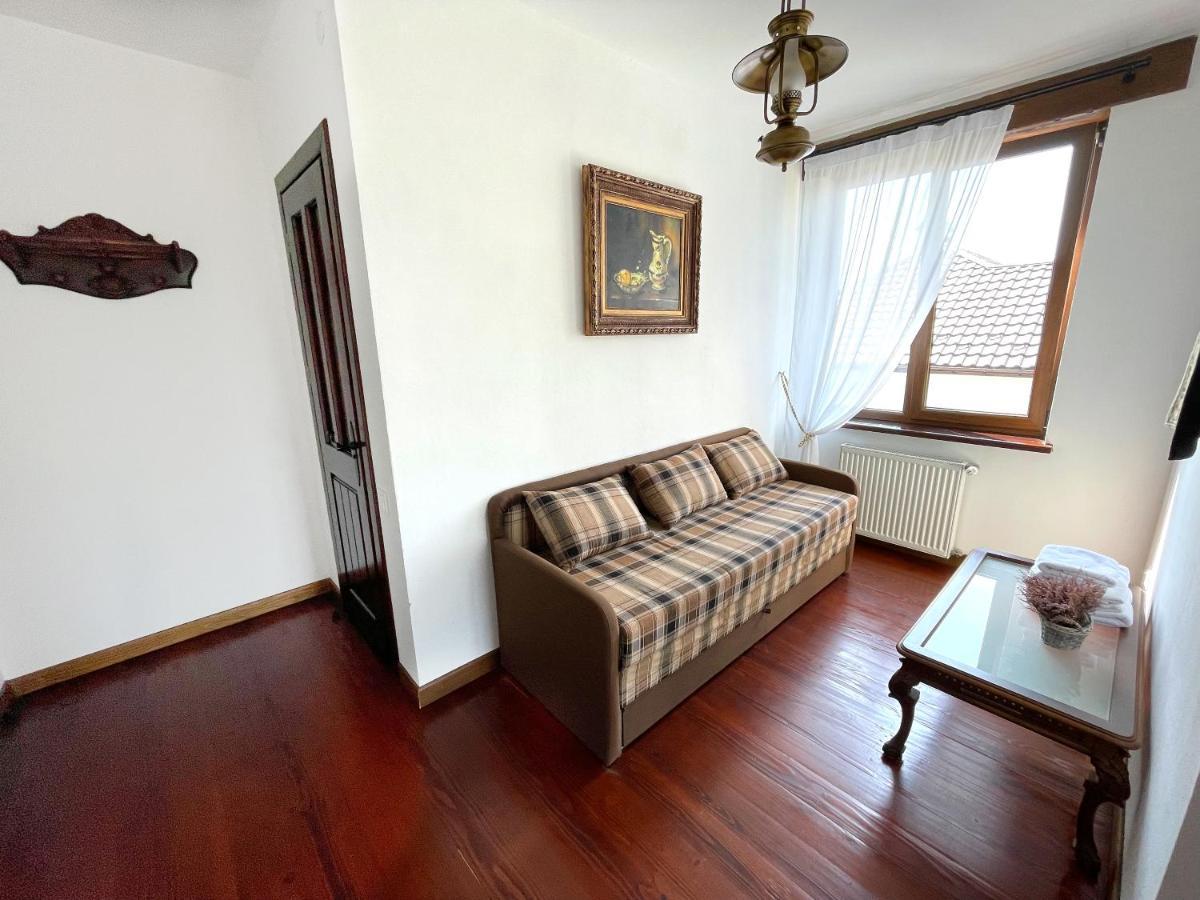 Villa Zoryany Dvir Сходница Экстерьер фото