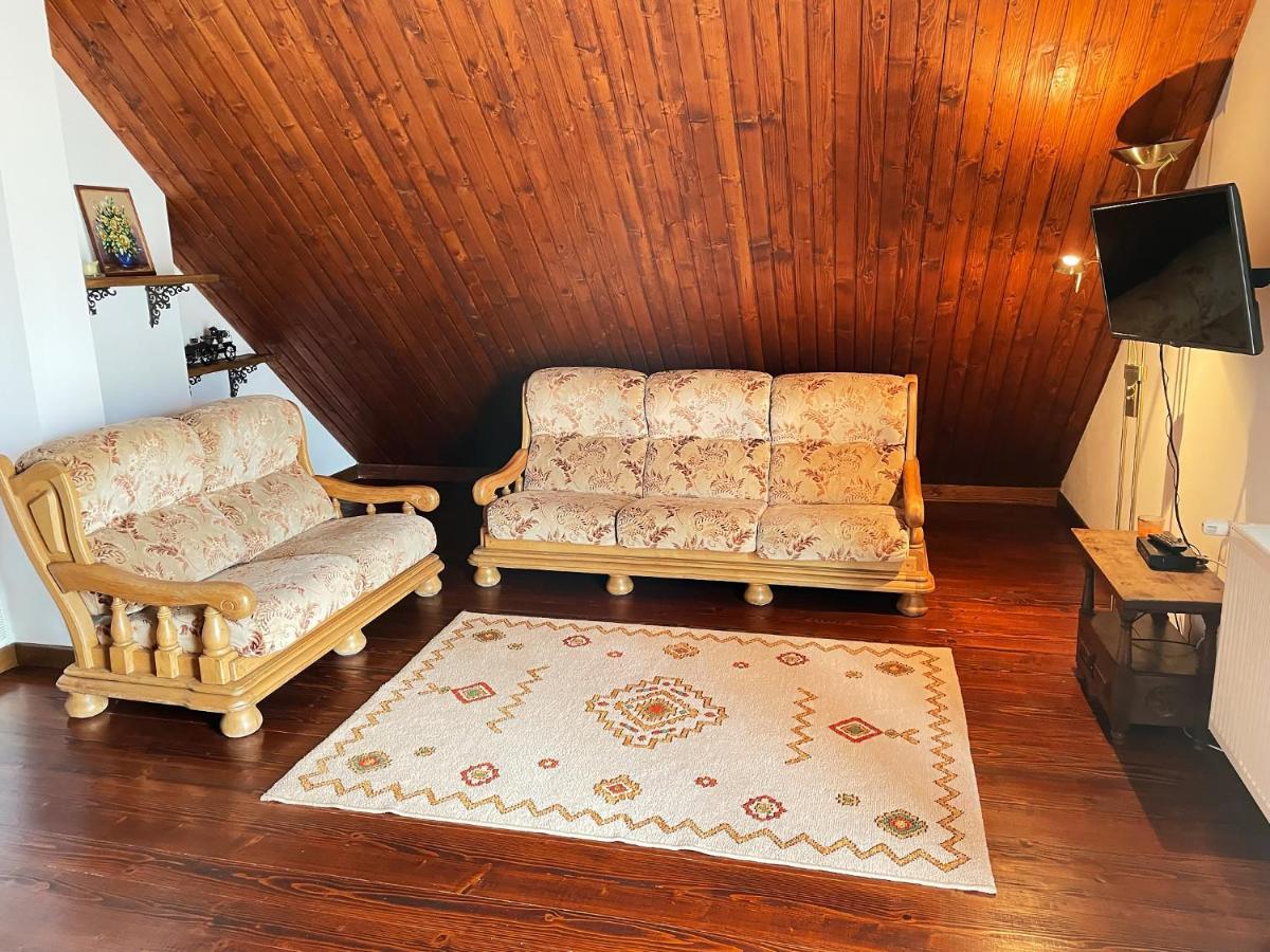 Villa Zoryany Dvir Сходница Номер фото